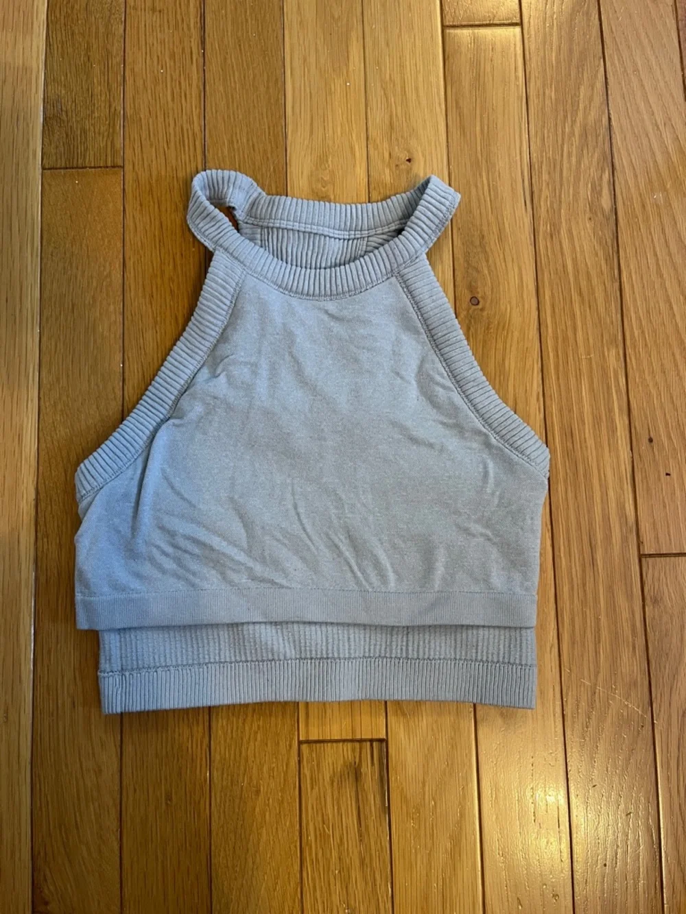 Aerie high neck ribbed grey cropped tank top - Picture 3 of 4